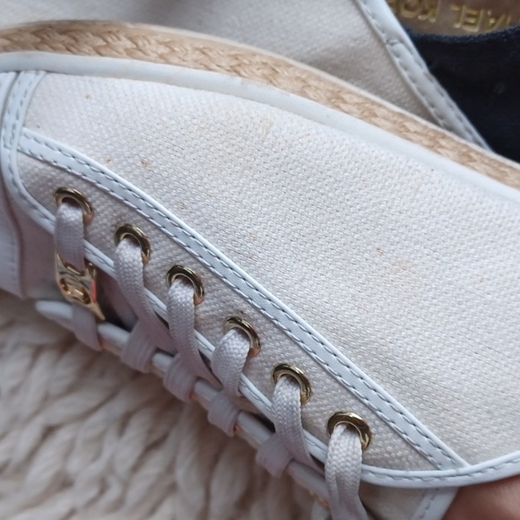 Michael Kors sneakers - Picture 9 of 16